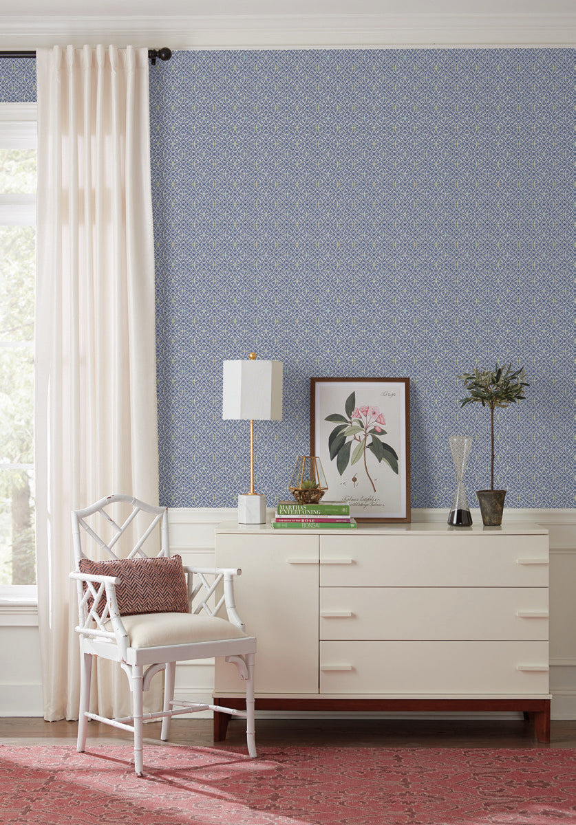 Silhouettes Wallpaper Lacey Geo Circle - Crockers Paint & Wallpaper